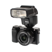 Load image into Gallery viewer, Nissin i600 Compact Flash